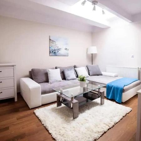 Urban Nest Apartments Szewska 21-19 Cracovie Extérieur photo